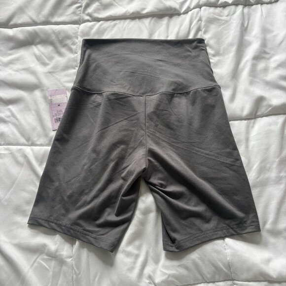 Wild Fable Bike Shorts Womens Size Medium Cross Front Waist Stretch Gray - Picture 6 of 6